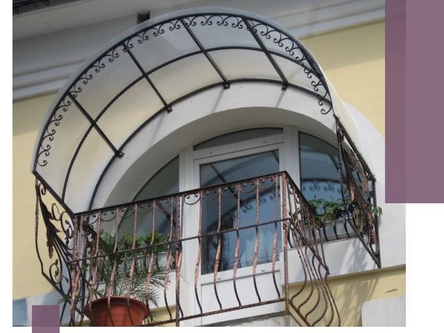 Козырьки над балконом в Кызыле — изготовление и монтаж