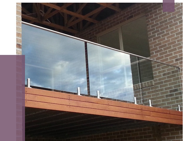 Стеклянные парапеты на крыше и террасе в Кызыле от 11667 руб. | ПРОЛЁТ-Кзл